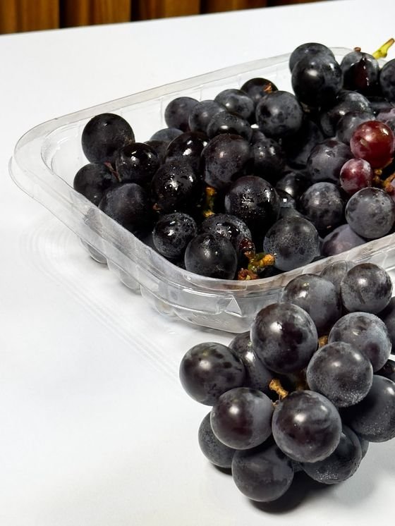 Uvas en bandeja de PET